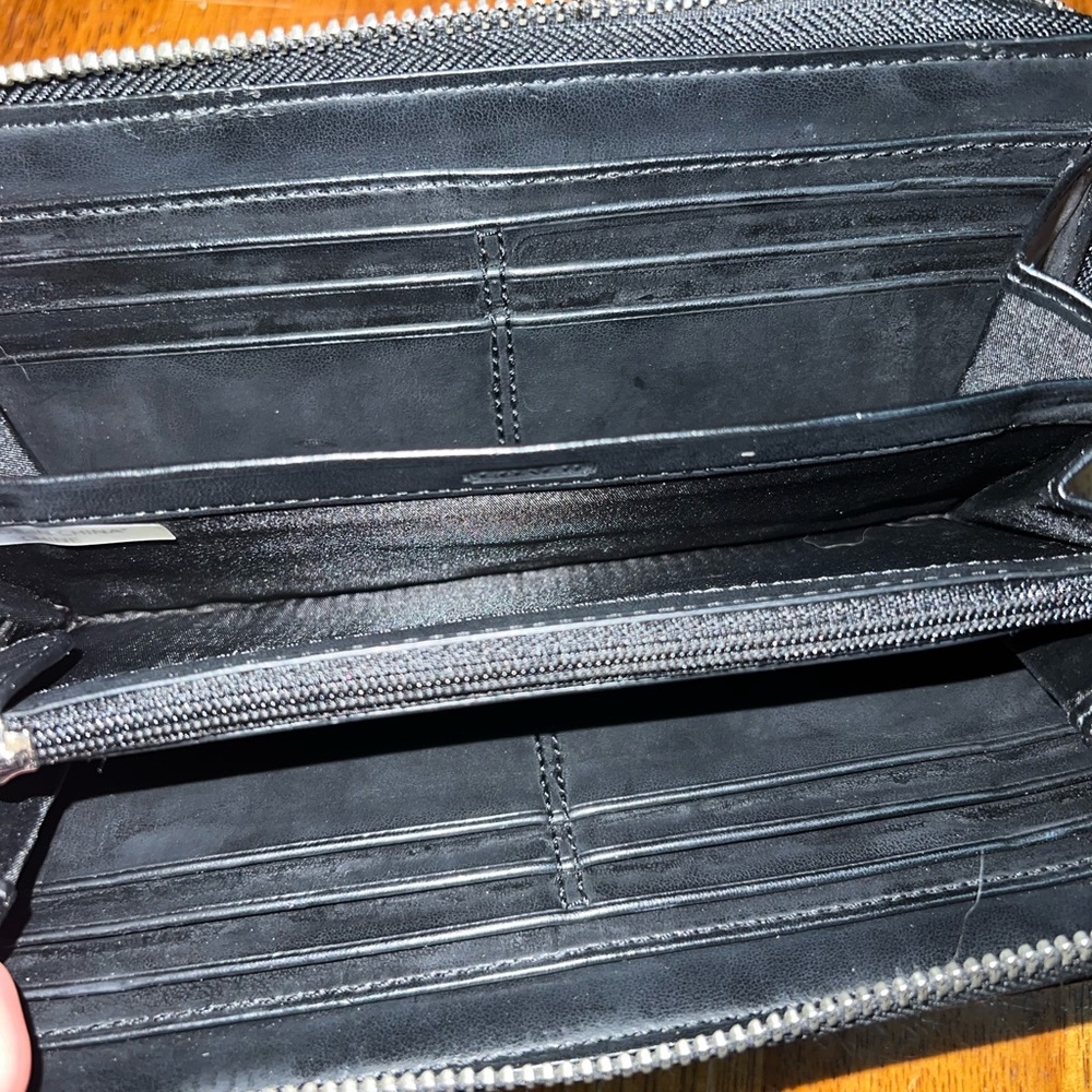 Coach wallet - Picture 3 of 5